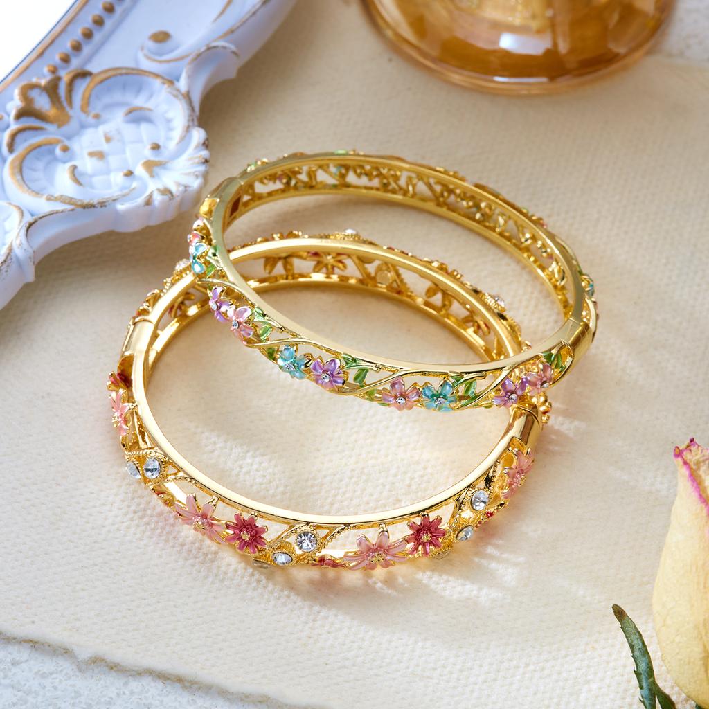 Ethnic Luxury Gold Color Hollow Open Bangles for Women Vintage Colorful Flower Cloisonne Bracelets Elegance Charms Jewelry Gifts