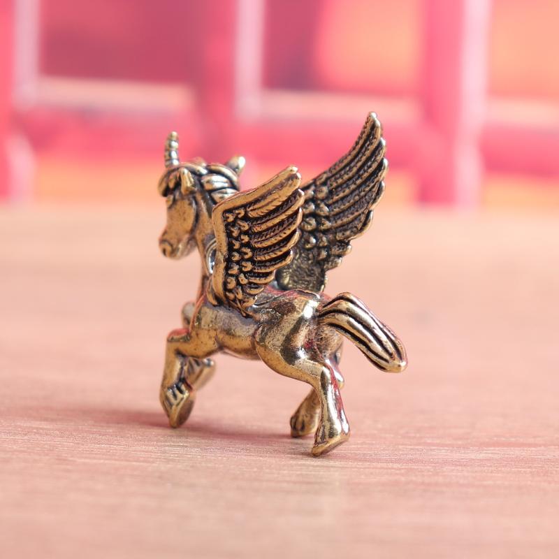 Винтажная медь Европа Мифологические животные Храбрые воины Лошади Украшения Латунь Пегас Домашний декор