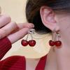 Красные Акриловые Серьги-Капли Вишни Простые Серьги из Сплава Серебристого Цвета для Женщин Ретро Украшения Модные Аксессуары для Вечеринки