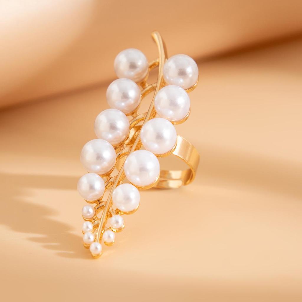 Модные многослойные изделия из нерегулярного сплава с ветровым покрытием, инкрустированные жемчугом, набор колец Dendritic, простая тенденция, высокое чувство женских украшений