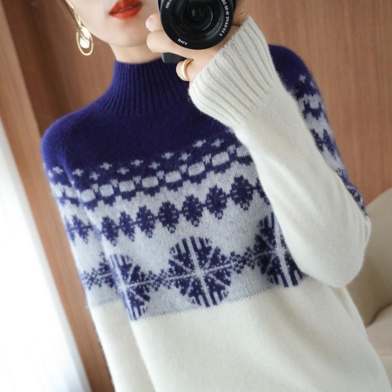 Женский свитер с полувысоким воротником и цветными блоками для осени и зимы. Новый облегающий кашемировый свитер, уменьшающий возраст. Модный и универсальный базовый свитер.