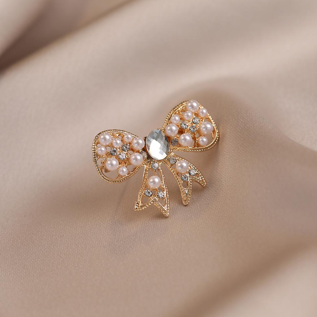 Bow Anti-glare Brooch with A Sense of High-end Light Luxury and High-end Women's Pearl Anti-glare Lapel Pin