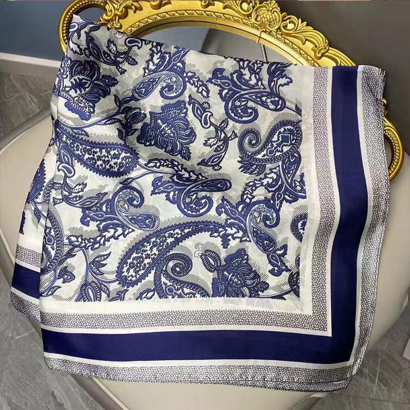 1pcs 70cm Leaf Cashew Flower Silk Scarf for Women Imitation Silk Retro All-match Headwear Bag Decoration Clothing Square Scarf