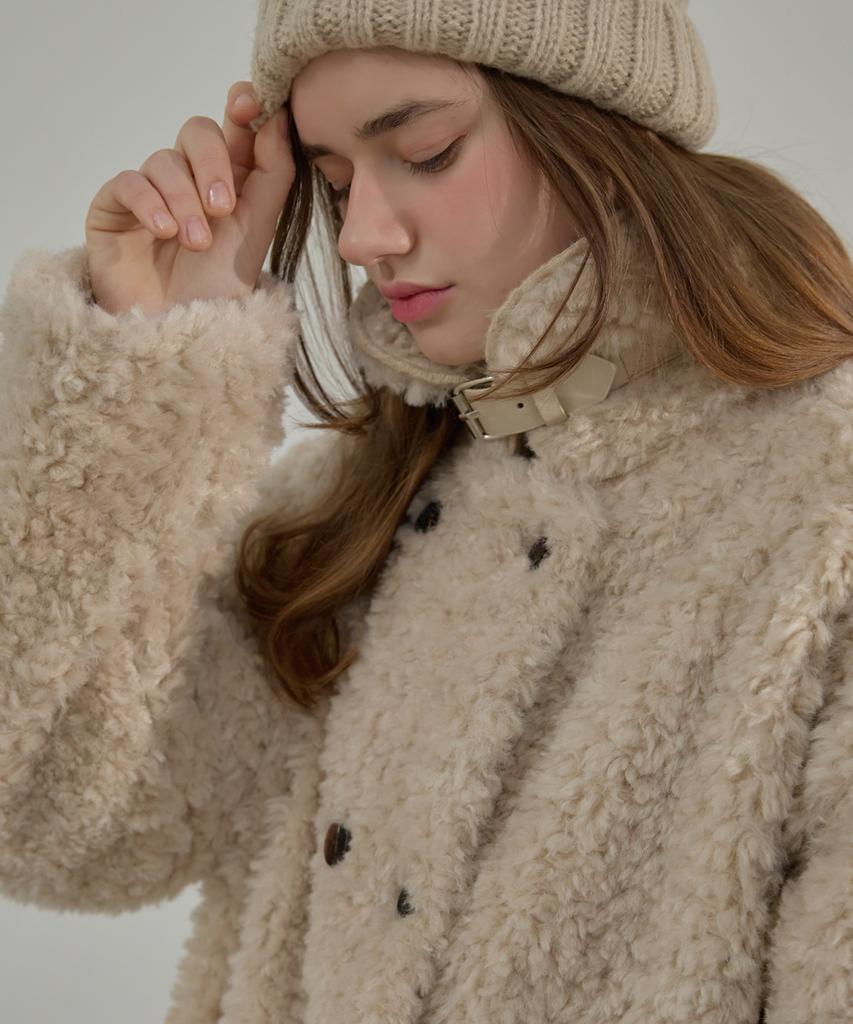 SLOWLOLLI Moi Shearing Mustang Coat - Beige