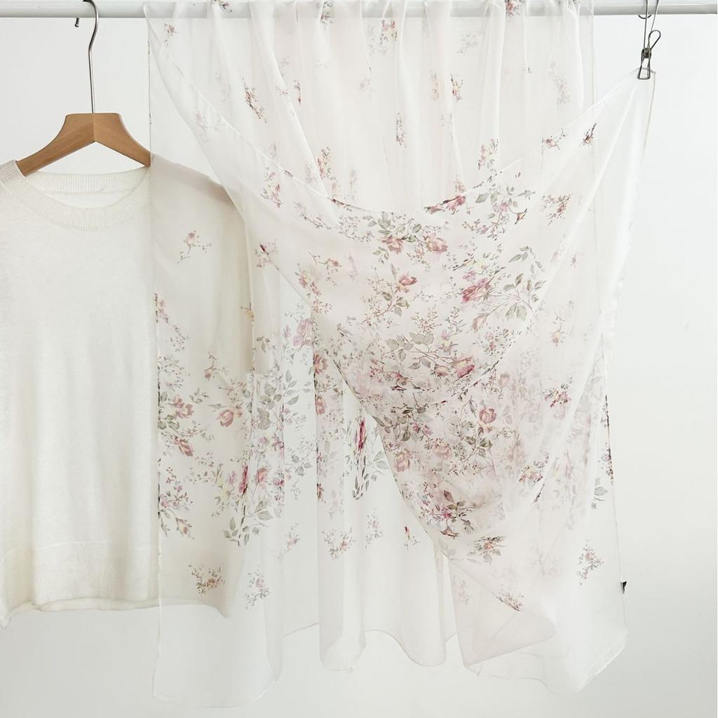 180*135cm Summer Chiffon Silk Scarf Women Outdoor Sunscreen Shawl Soft Bandanna Fashion Luxury Brand Shawl Head Long Hijab Wrap