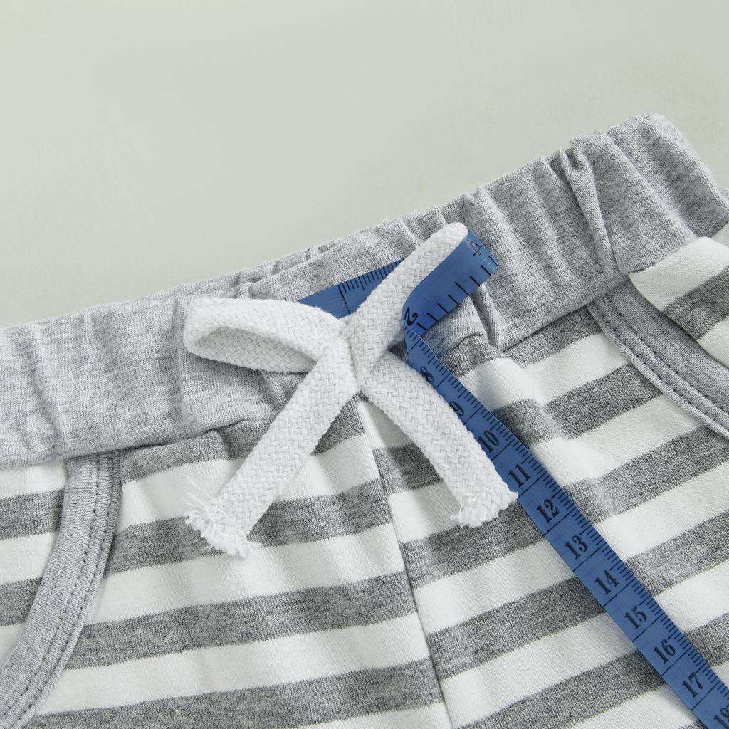 Летний комплект с шортами для мальчиков, с буквенным принтом, короткими рукавами, круглым вырезом, эластичным поясом, полосатыми шортами