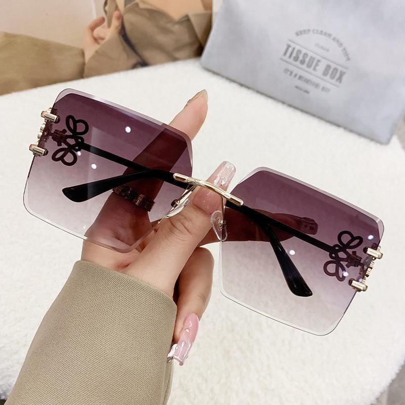 Metal Fashion Frameless Butterfly Shape Sunglasses For Travel And Outdoor Styling