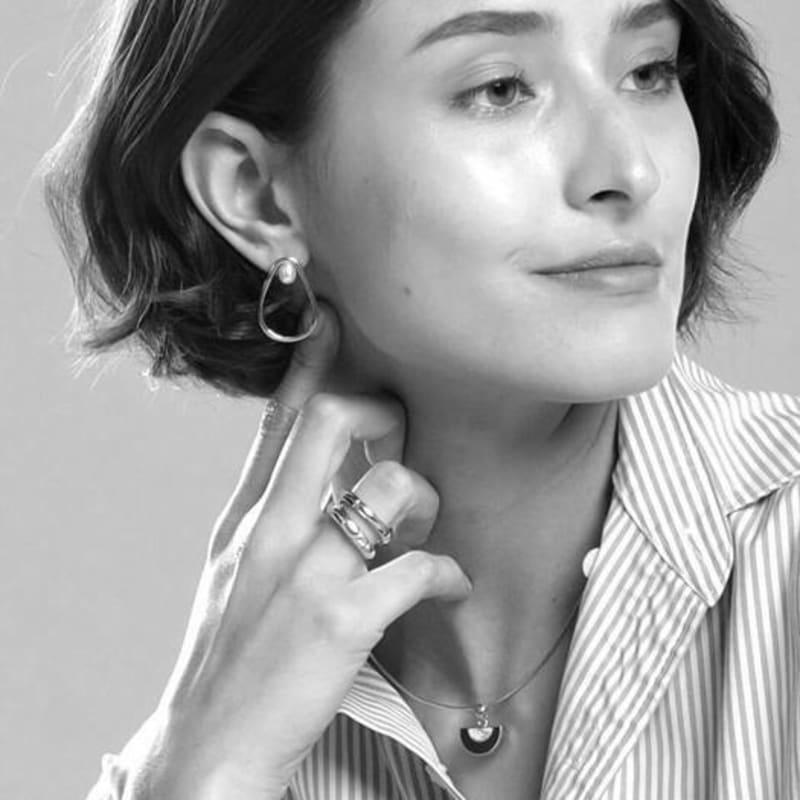 Sophy Rouge Movement Wave Freshwater Rose Gold Earrings