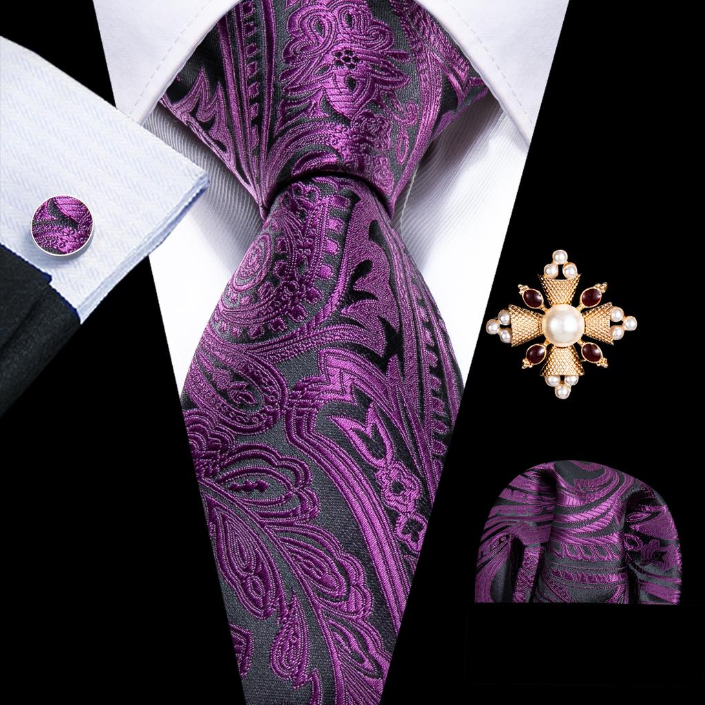 Комплект для мужчин: галстук, брошь и карманный платок