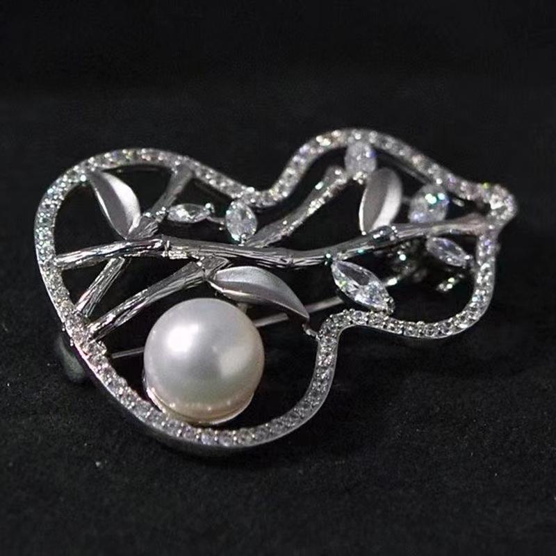 Chinese Style Gold-Plated Gourd and Bamboo Brooch with Zircon and Pearls