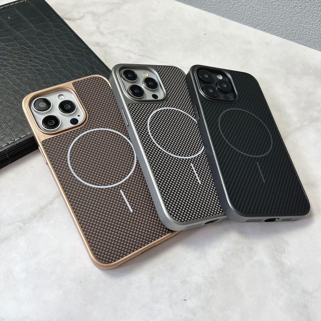 15 16 17 Pro Max Carbon Fiber Texture Magnetic Wireless Charging Phone Case for IPhone 16 Plus Matte Leather Protection Shell