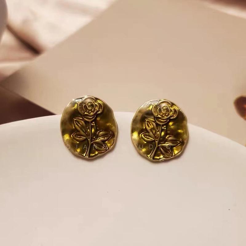 Серьги-пусеты S295 Серебряная роза - Трендовые 2022 Высококачественные Ретро Дворцовый стиль