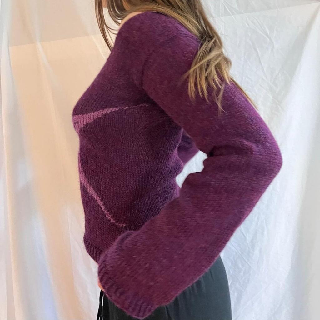 2KWEIRD Женские вязаные топы с открытыми плечами, облегающий свитер с графическим принтом, трикотаж с длинным рукавом, эстетика Y2K, уличная одежда