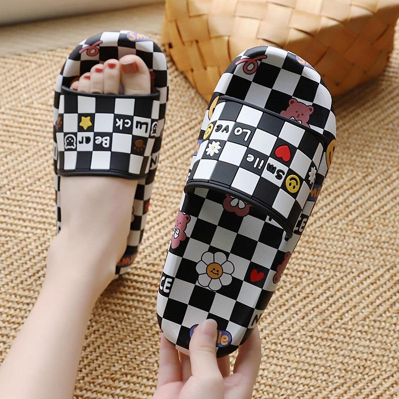 Женские нескользящие летние домашние тапочки — милые и удобные для студентов и девочек