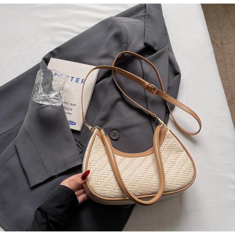 Нишевый дизайн простая плетеная сумка на плечо подмышку женская 2025 лето новая универсальная сумка-мессенджер сумка-пельмень