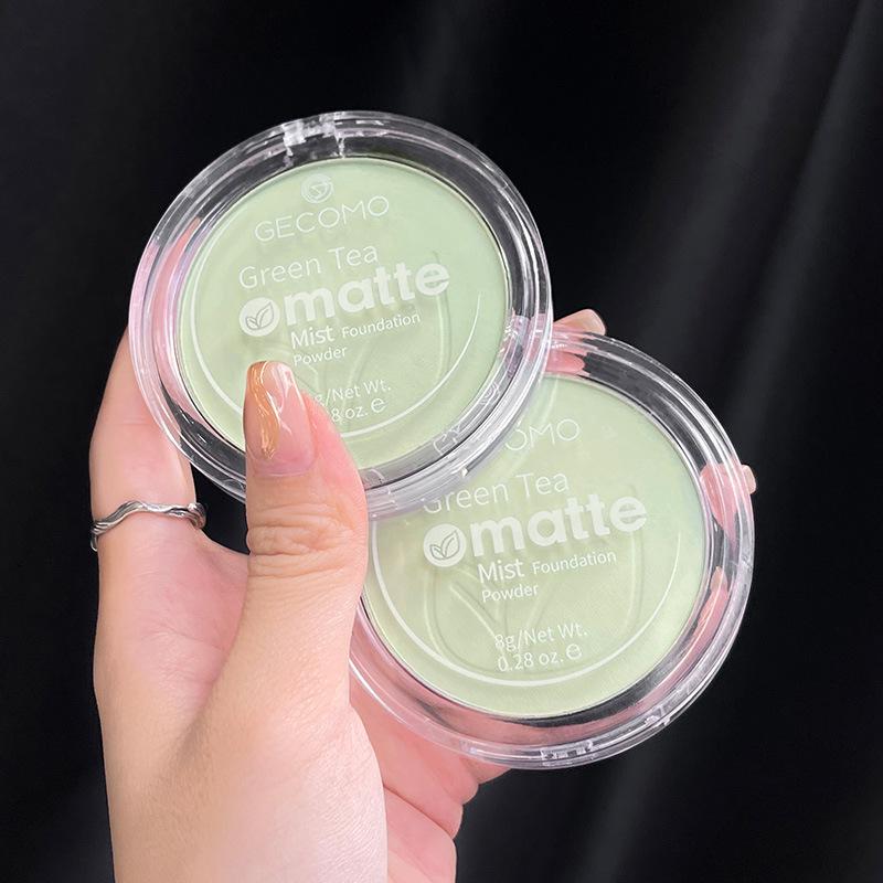 Мягкая матирующая пудра Ge Meng Green Tea: Стойкая, Маскирующая, Водостойкая, Осветляющая и Контурирующая пудра для лица.
