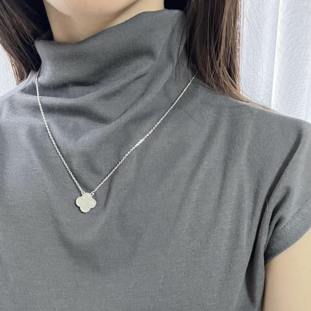 Clover Necklace K18 Pearl White Gold 18K Quatrefoil Gift Engraved Women's (A. White)