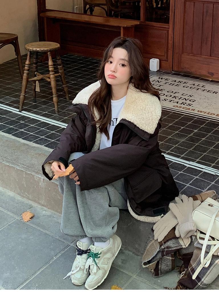 Большие лацканы Парки из утолщенной рабочей ткани с меховой подкладкой Женская куртка