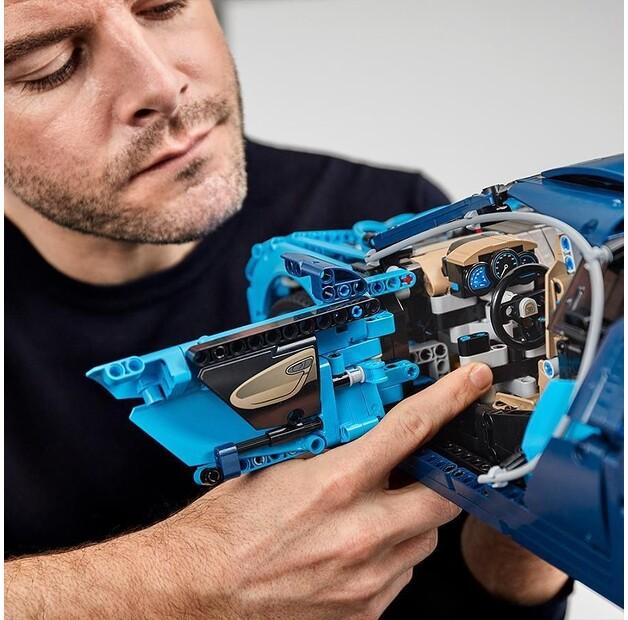 LEGO Technic 42083 Бугатти Чирон
