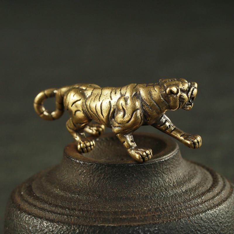 Antique Copper Tiger King Figurines Home Decor Accessories Vintage Brass Animal Mountain Ornaments Desk Decorations