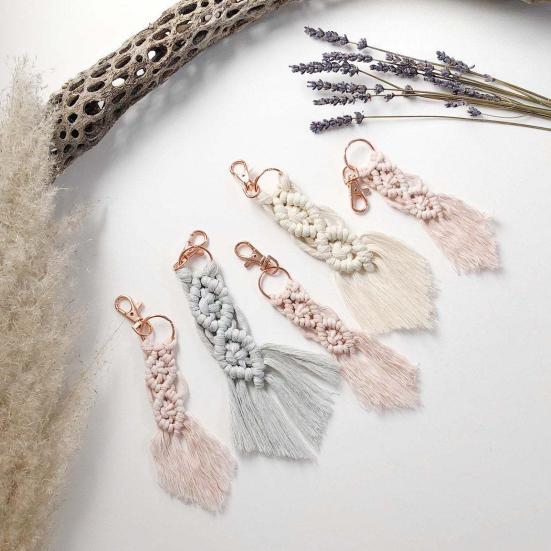 Брелок Бохо Ручной Работы Кисточка Металлическая Пряжка Этнический Стиль Декоративный Винтажный Плетеный Макраме Подвеска для Рюкзака Подарок на День Матери
