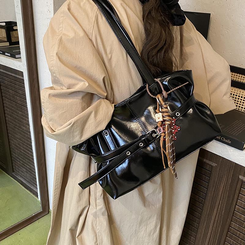 Кожаная сумка-тоут в корейском стиле класса люкс: Женская сумка подмышку большой вместимости