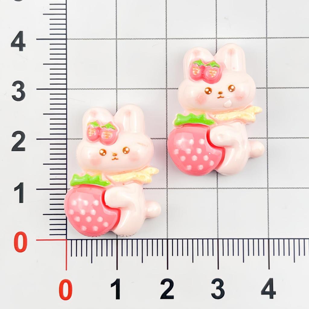 Конфетная игрушка Смоляной кролик Десерт: Аксессуары для самостоятельного изготовления: резинки для волос, брелоки, украшения для Crocs и чехлов для телефонов.
