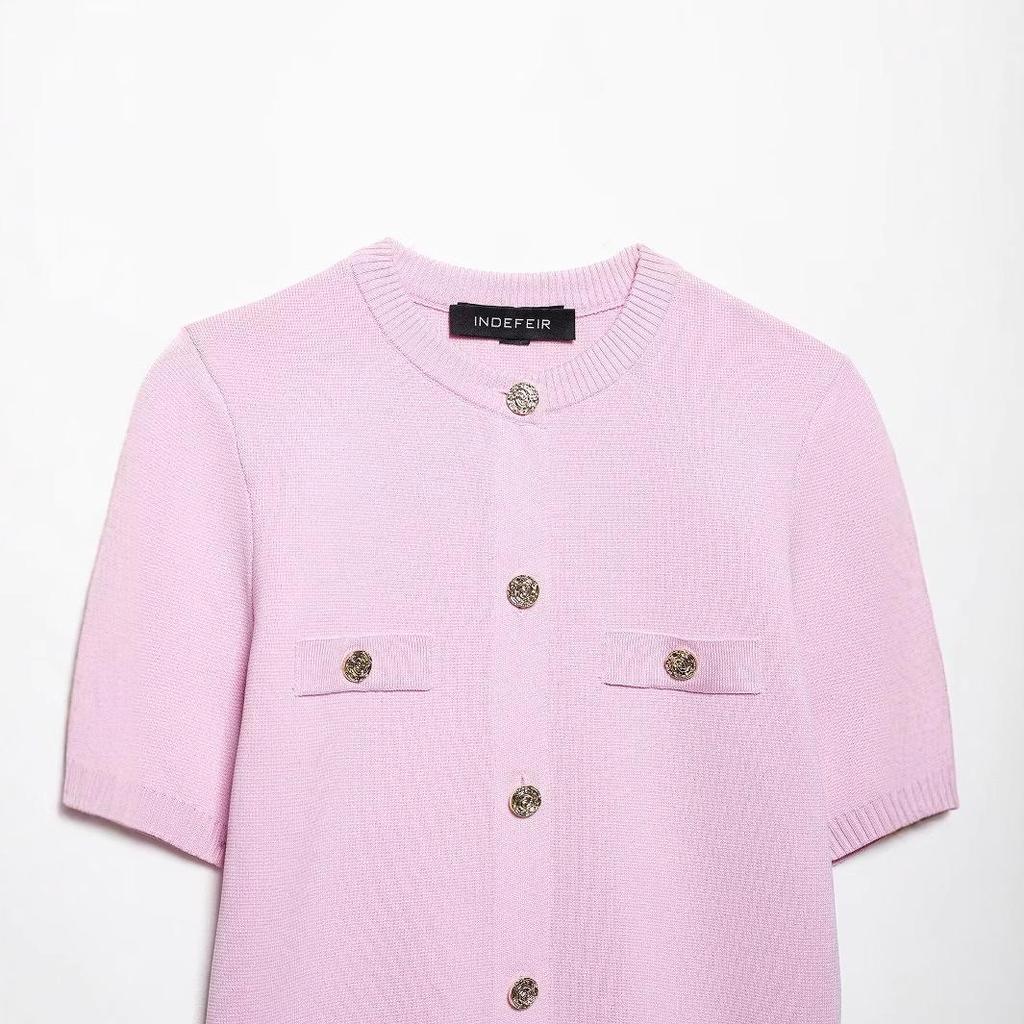 Весна 2025 Женский трикотажный комплект с коротким рукавом и юбкой миди в европейском и американском стиле