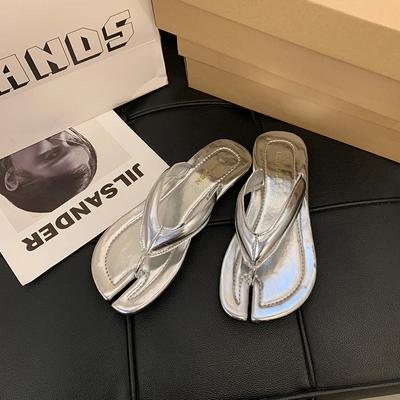 2024 Модные женские тапочки-ниндзя Tabi, летние сандалии с открытым носком и раздельным носком на плоской подошве, повседневные шлепанцы для отдыха на открытом воздухе, шлепанцы