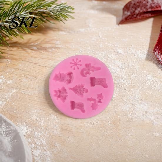 Festive Decoration Mold Christmas Silicone Mold, with 8 Christmas-Themed Shapes, Non-Stick Durable Handmade Soap Easy Clean for Chocolates Fondant