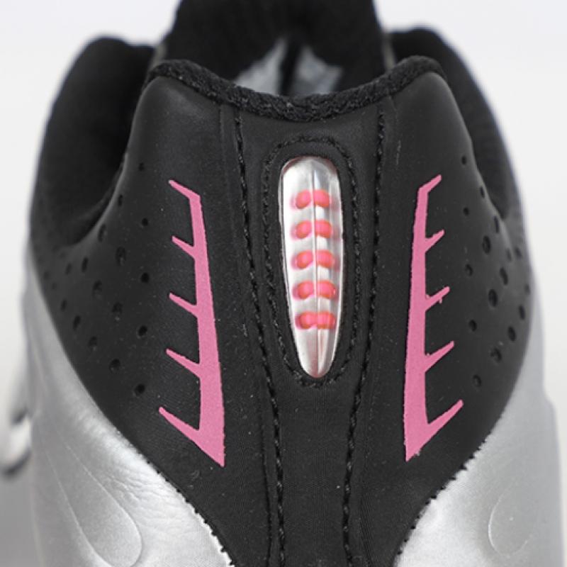 Nike W Shox R4