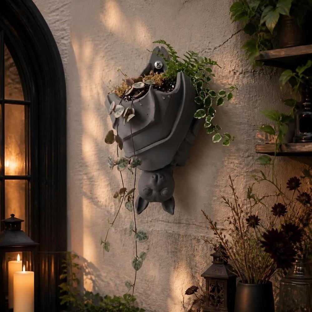 Gothic Style Bat Hanging Planter Halloween Hanging Succulent Planter Halloween Decoration