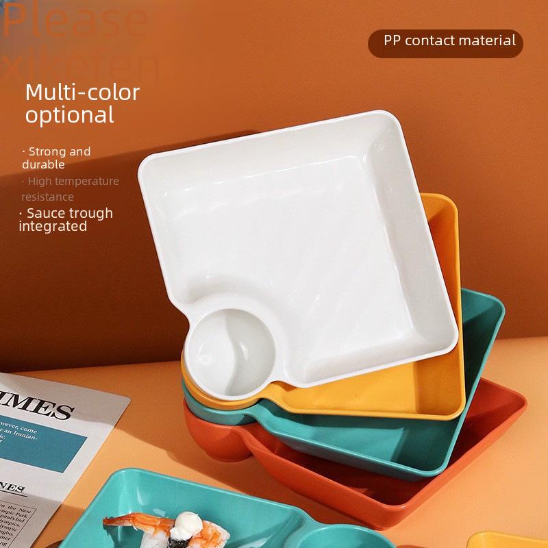 Японский креативный пластиковый набор посуды: Тарелки с пельменями, жареной курицей и соусом для макания с уксусом