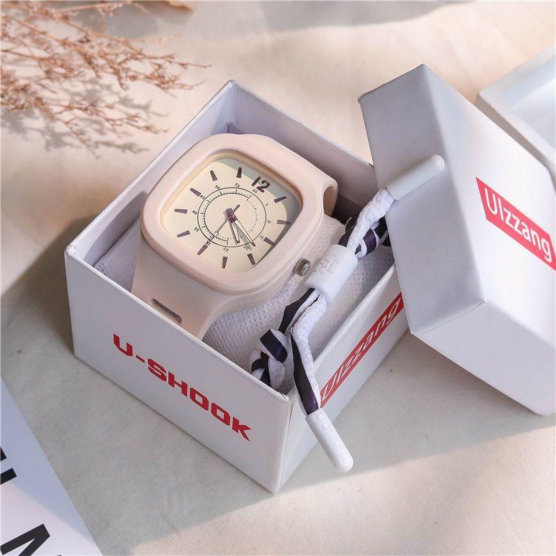 Fashion Women Watches Square Dial Pin Buckle Quartz Watch Women Luxury Ladies Electronic Wristwatches Silicone Female Clock Gift