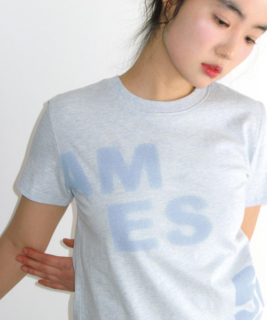 AMES-WORLDWIDE Футболка с принтом 52 Typo Tee Синяя