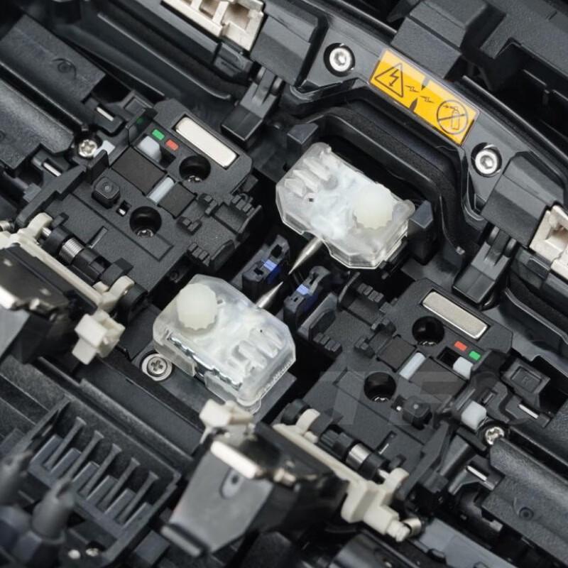 Fujikura FSM-99S Optical Fiber Fusion Splicer