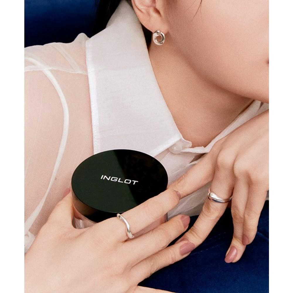 Рассыпчатая пудра INGLOT Perfect Finish Loose Powder 23 г, 14 средне-бежевых оттенков, 2 шт.