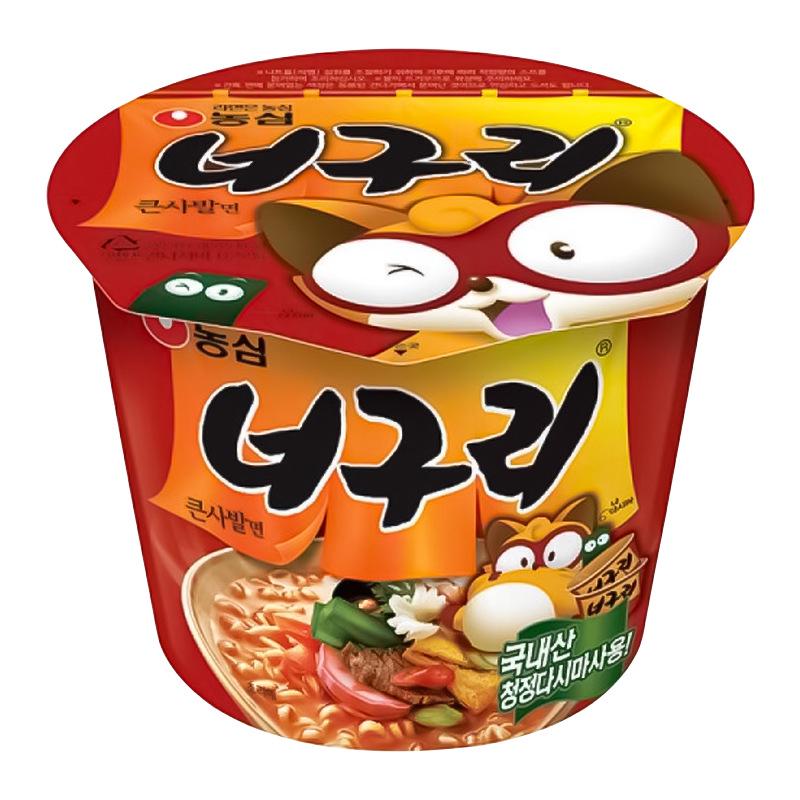 Nongshim Shin Ramyun Mushroom Beef Flavor Instant Noodles Cup