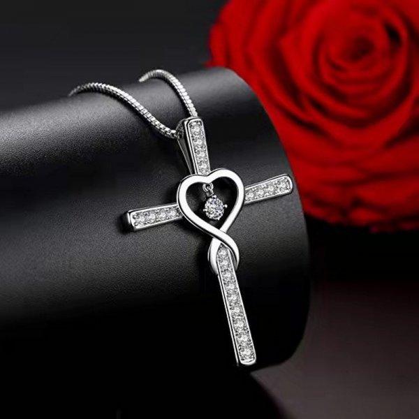 Luxury Zircon Crown Cross Necklace For Women Ladies Rhinestone Love Pendant Necklace Clavicle Chain Jewelry Prayer Gift