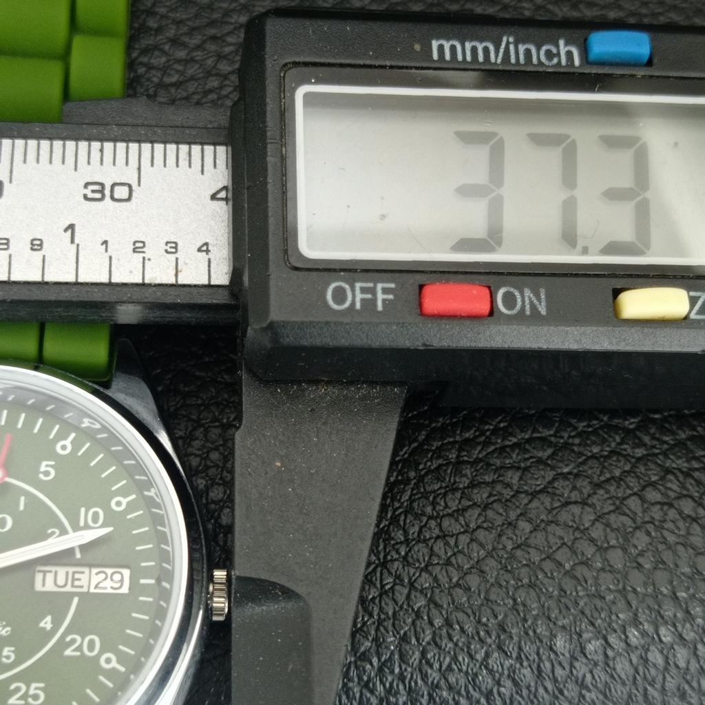 ВИНТАЖНЫЕ ОТРЕМОНТИРОВАННЫЕ МУЖСКИЕ АВТОМАТИЧЕСКИЕ ЧАСЫ SEIKO 5 ЯПОНИЯ ЗЕЛЕНЫЙ ЦИФЕРБЛАТ a444669-1