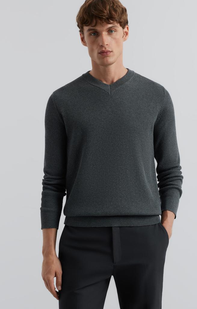 Micro-Patterned V-Neck Sweater Xxl