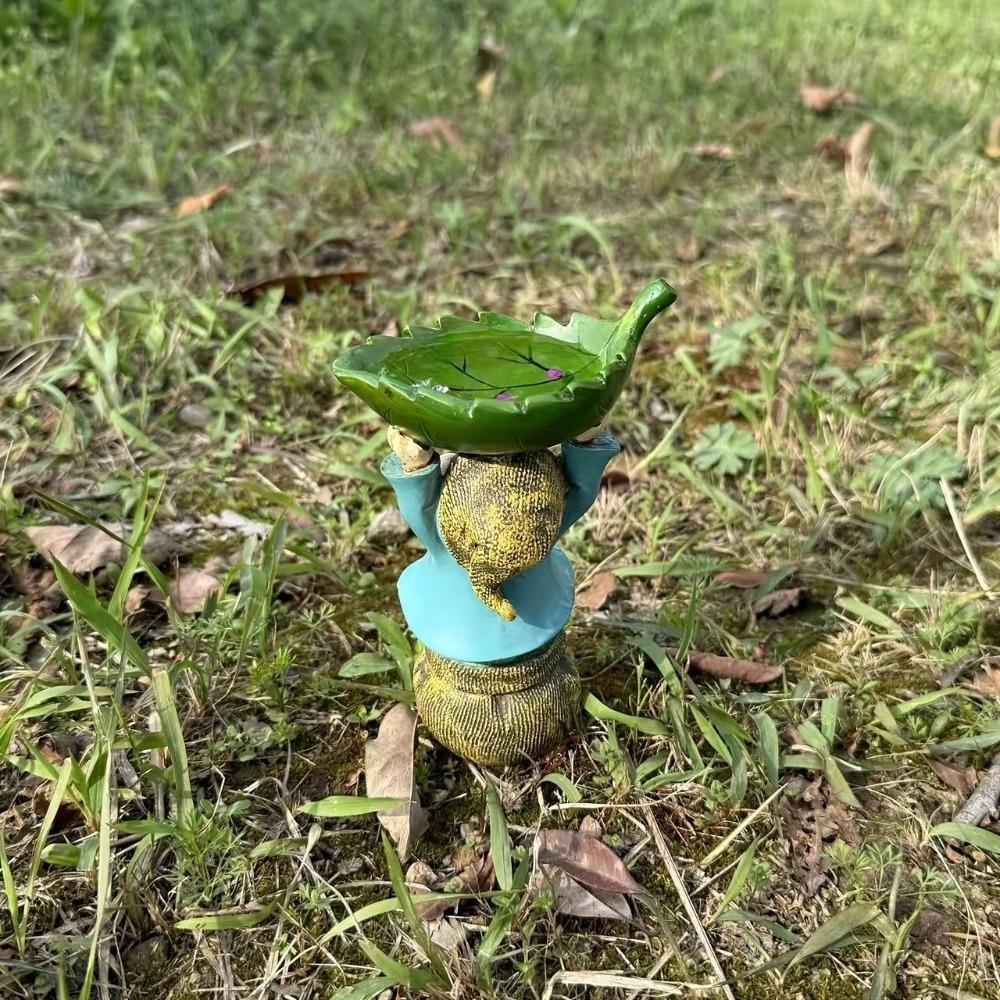 Cartoon Bird Feeder Holding Leaves Bird Bath Unique Dwarf Sculpture  Porch