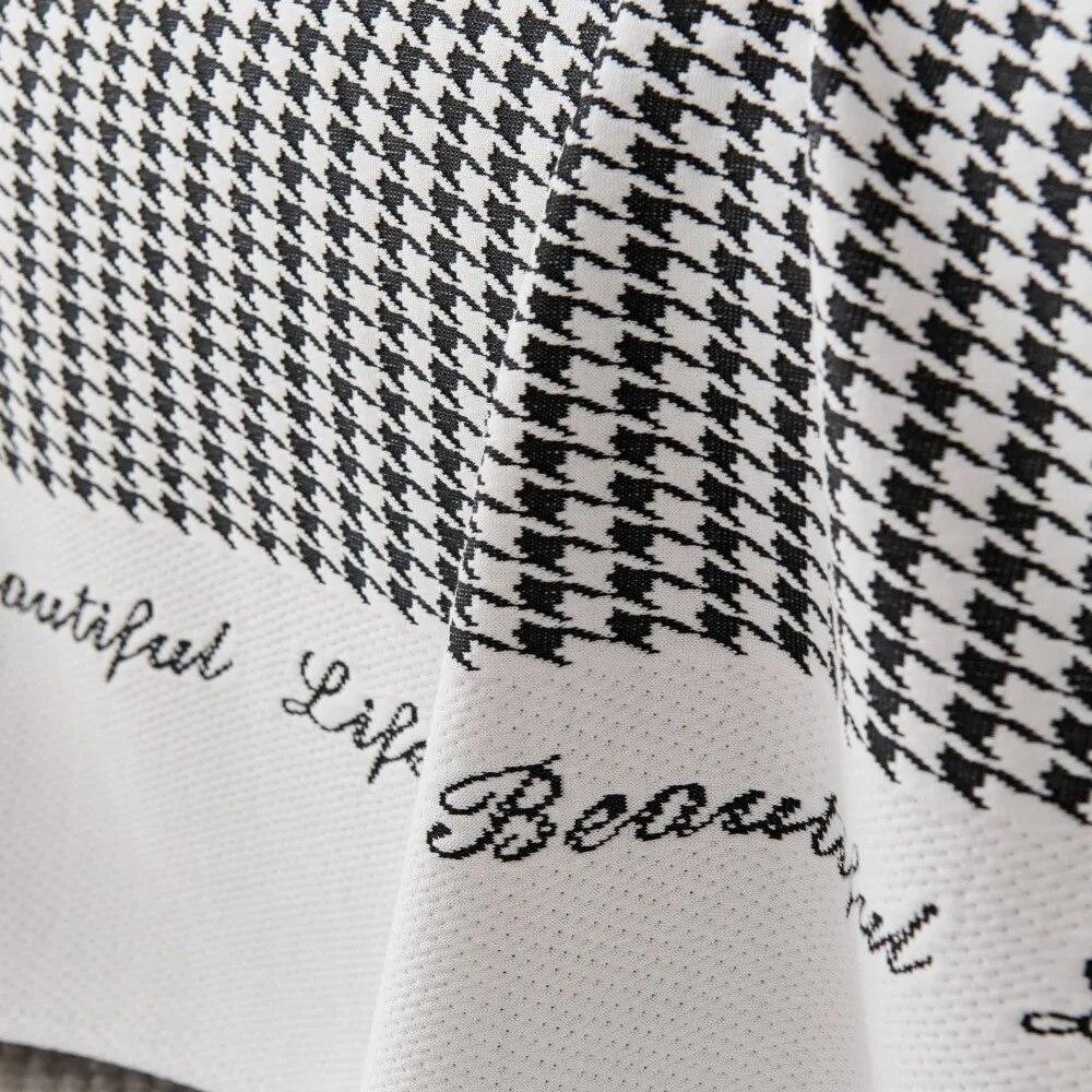 Outdoor Camping Picnic Mat Throw Blankets for Living Room Sofa Couple Position Houndstooth Soft Cover Sofa Towel Blanket