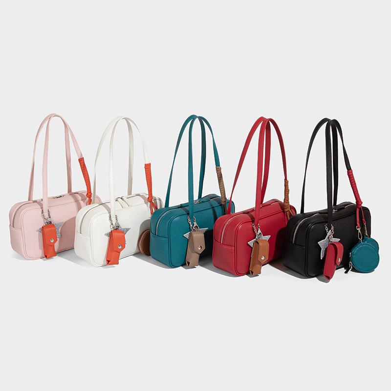 2025 New Women's Bag High-End Niche Boston Bag Simple Versatile Underarm Bowling Bag