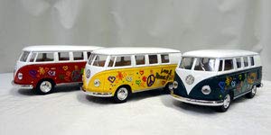 1962 Volkswagen Bus ЛЮБОВЬ И МИР 1:32 Набор из 3 (Красный/Желтый/Зеленый)