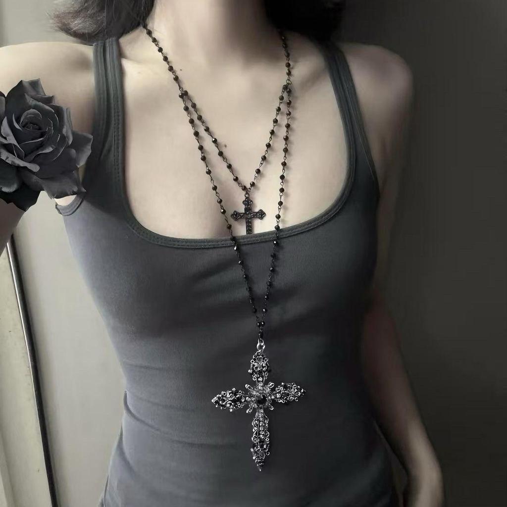 Dark zircon cross beaded necklace for women, long summer style neck chain, trendy and versatile collar chain, Instagram style