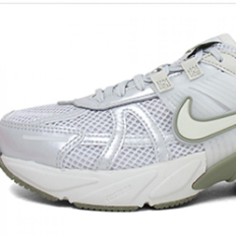 Nike Кроссовки для бега V2k Run белые Fd0736 006
