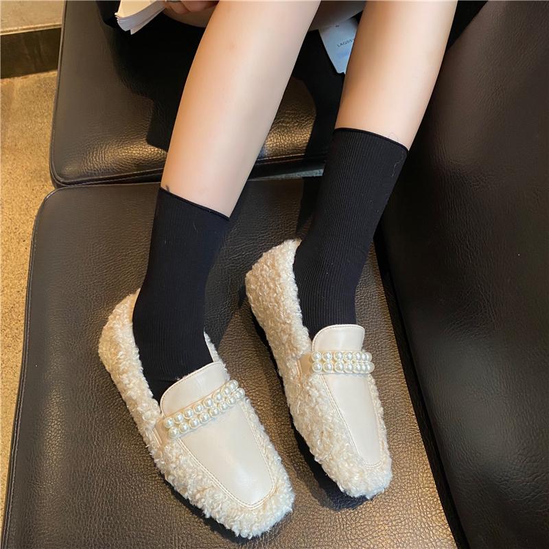 Модные туфли на плоской подошве из овечьей шерсти с квадратным носком, зимние меховые туфли для беременных женщин, балетки с бусинами, мокасины из вьющейся овечьей шерсти