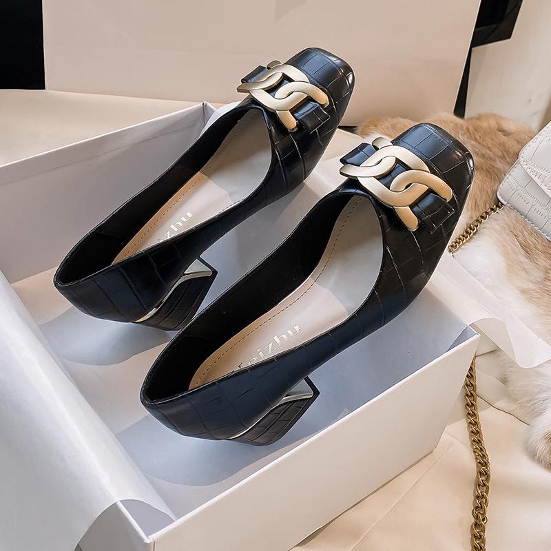 Модные туфли на массивном среднем каблуке, женские, роскошные туфли-лодочки с металлической цепочкой, Мэри Джейн под аллигатора, женские вечерние туфли с квадратным носком, туфли на каблуке, эспадрильи