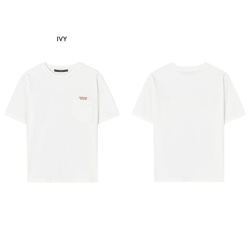 Stray Kids Хёнджин Носил Мини-футболку GUESS с Треугольным Карманом Цвет Слоновой Кости Официальная